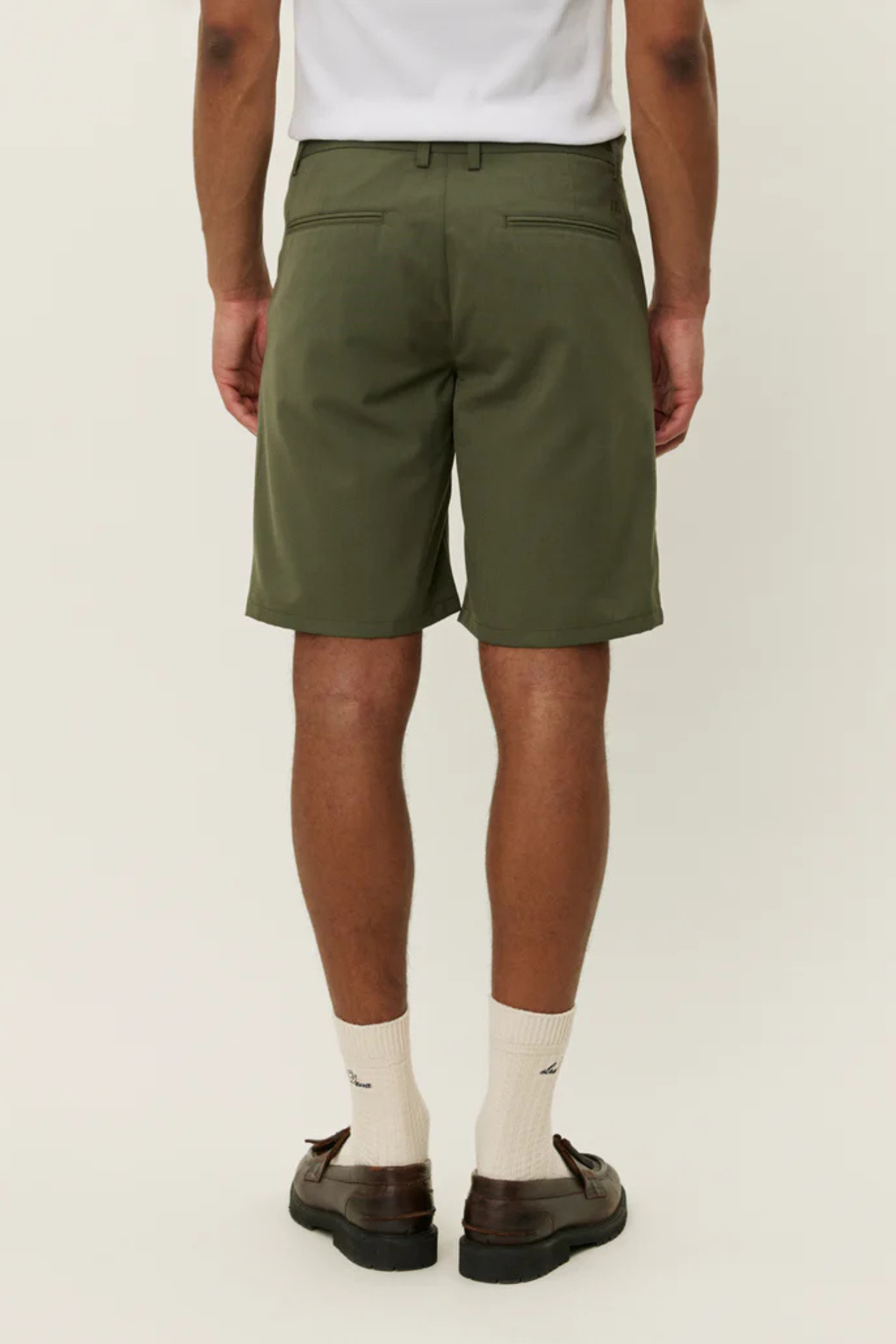 COMO REG SOLID SHORTS - OLIVE NIGHT
