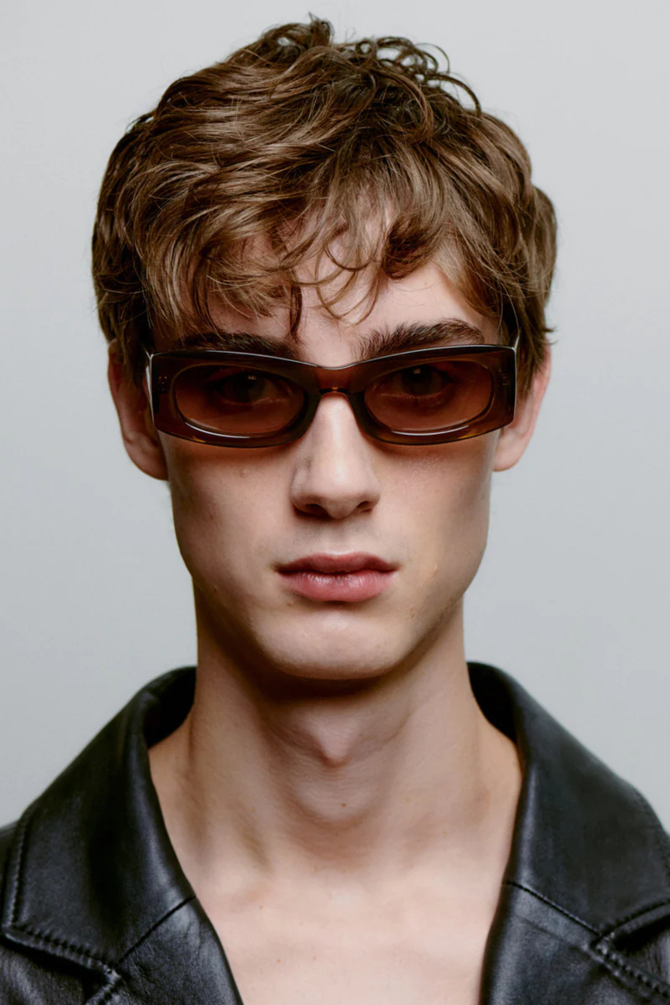 FRIDA SUNGLASSES - SMOKE TRANSPARENT