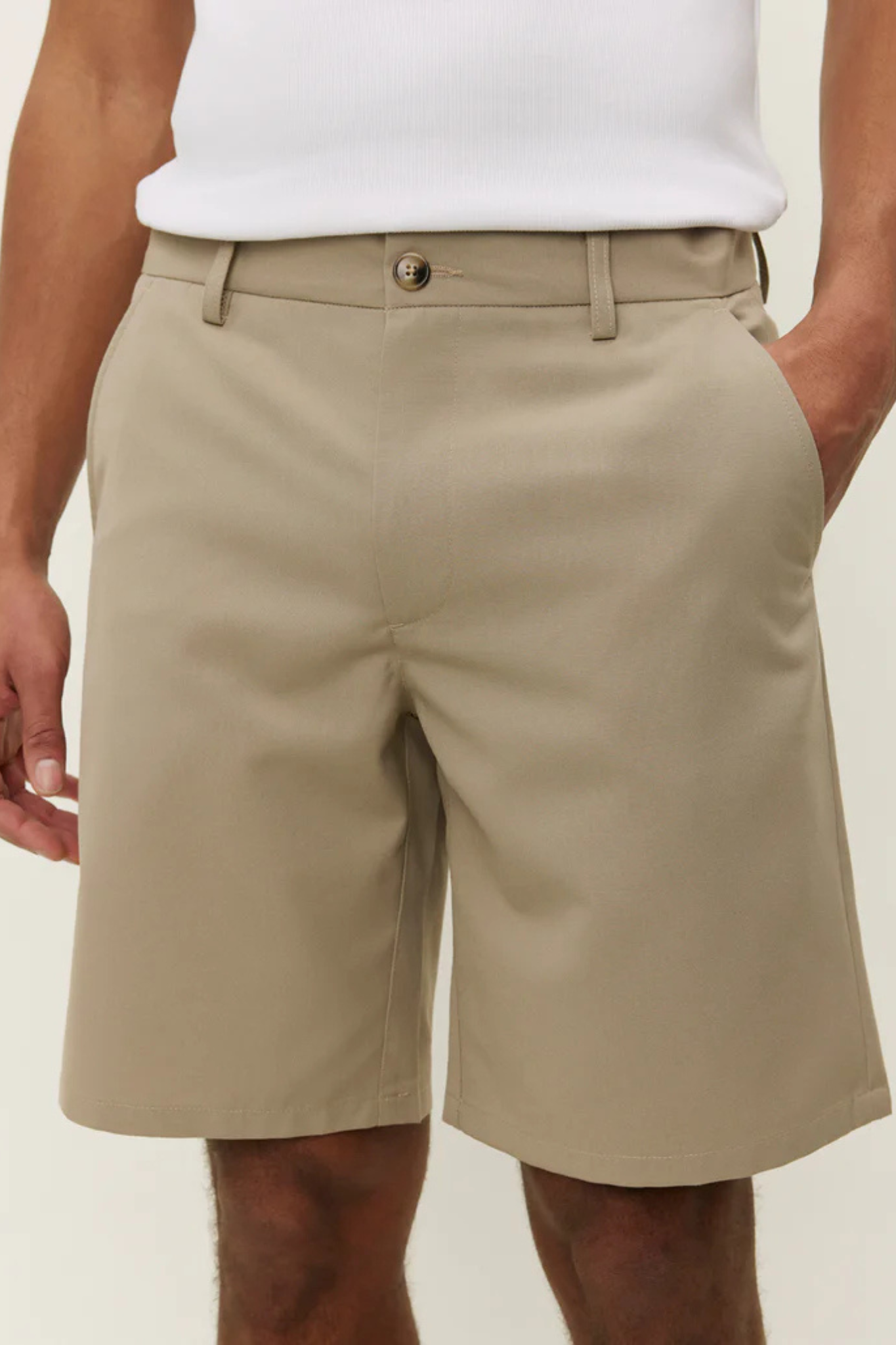 COMO REG SOLID SHORTS - DARK SAND
