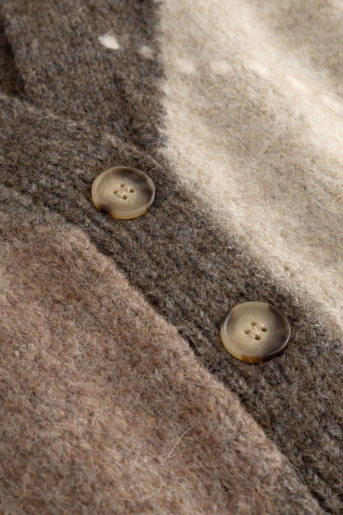 LAIANA KNIT VEST - ASH BROWN MIX