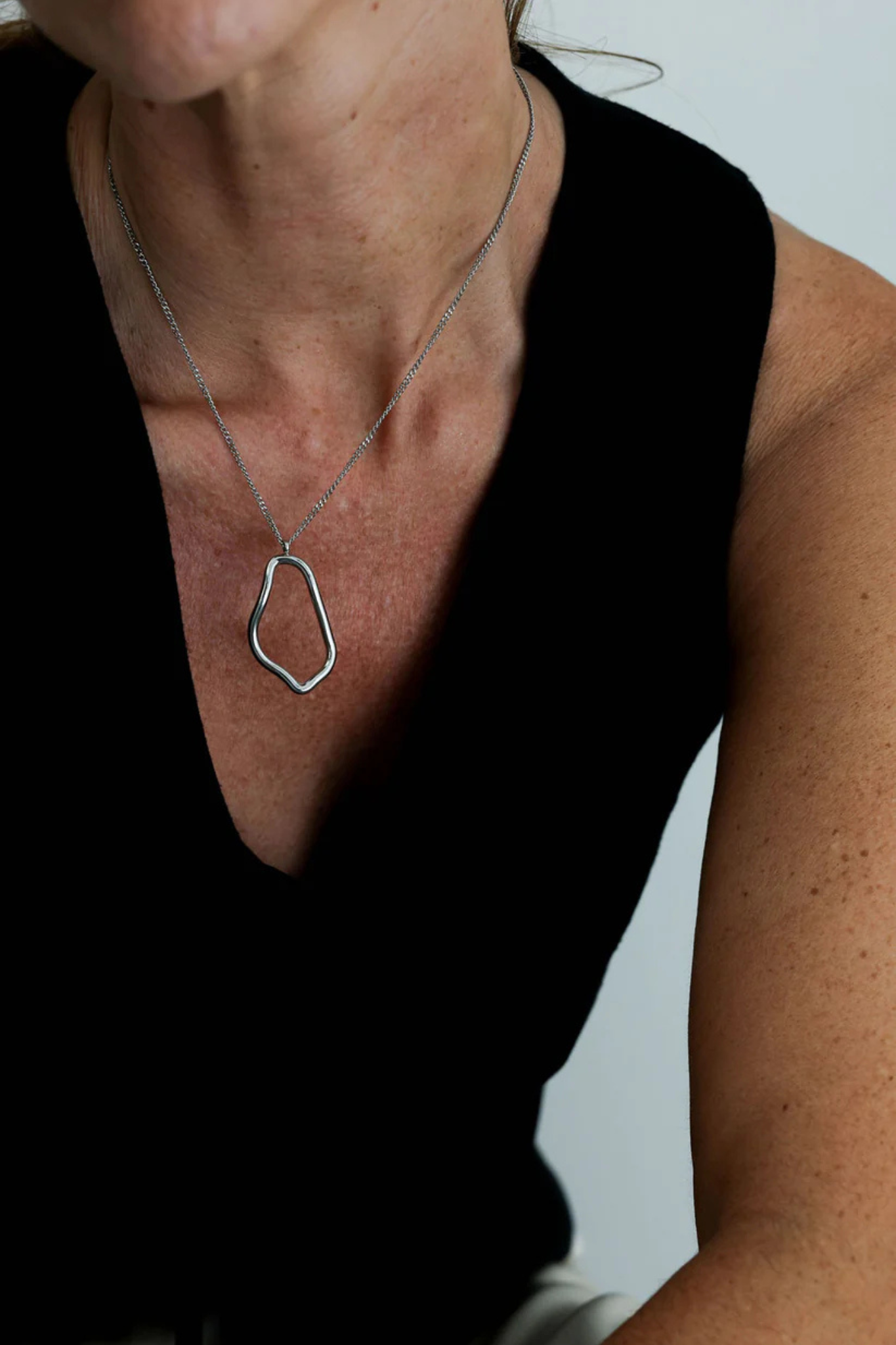 CORALIE NECKLACE - SILVER