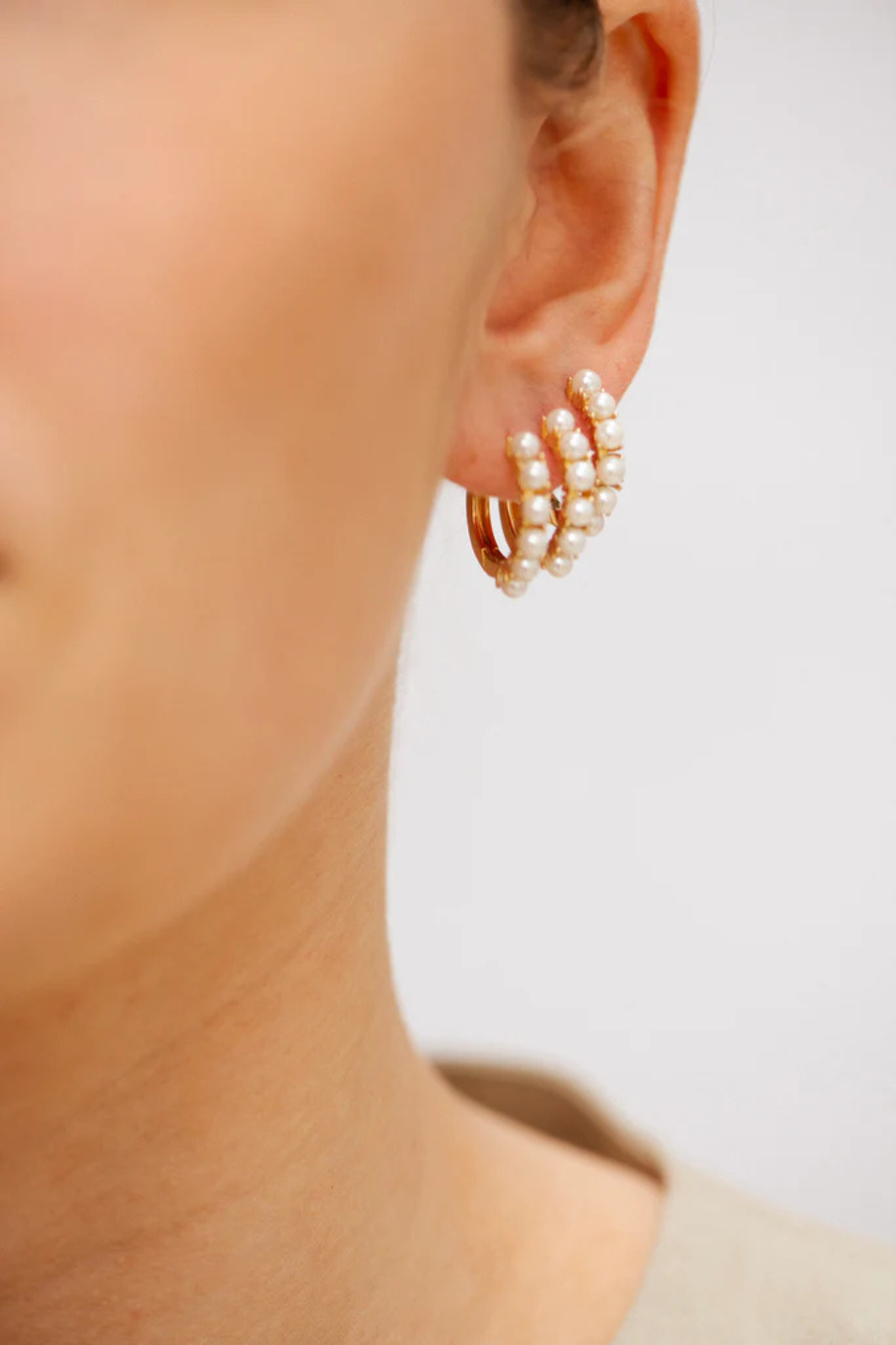 BR PEARL HOOPS