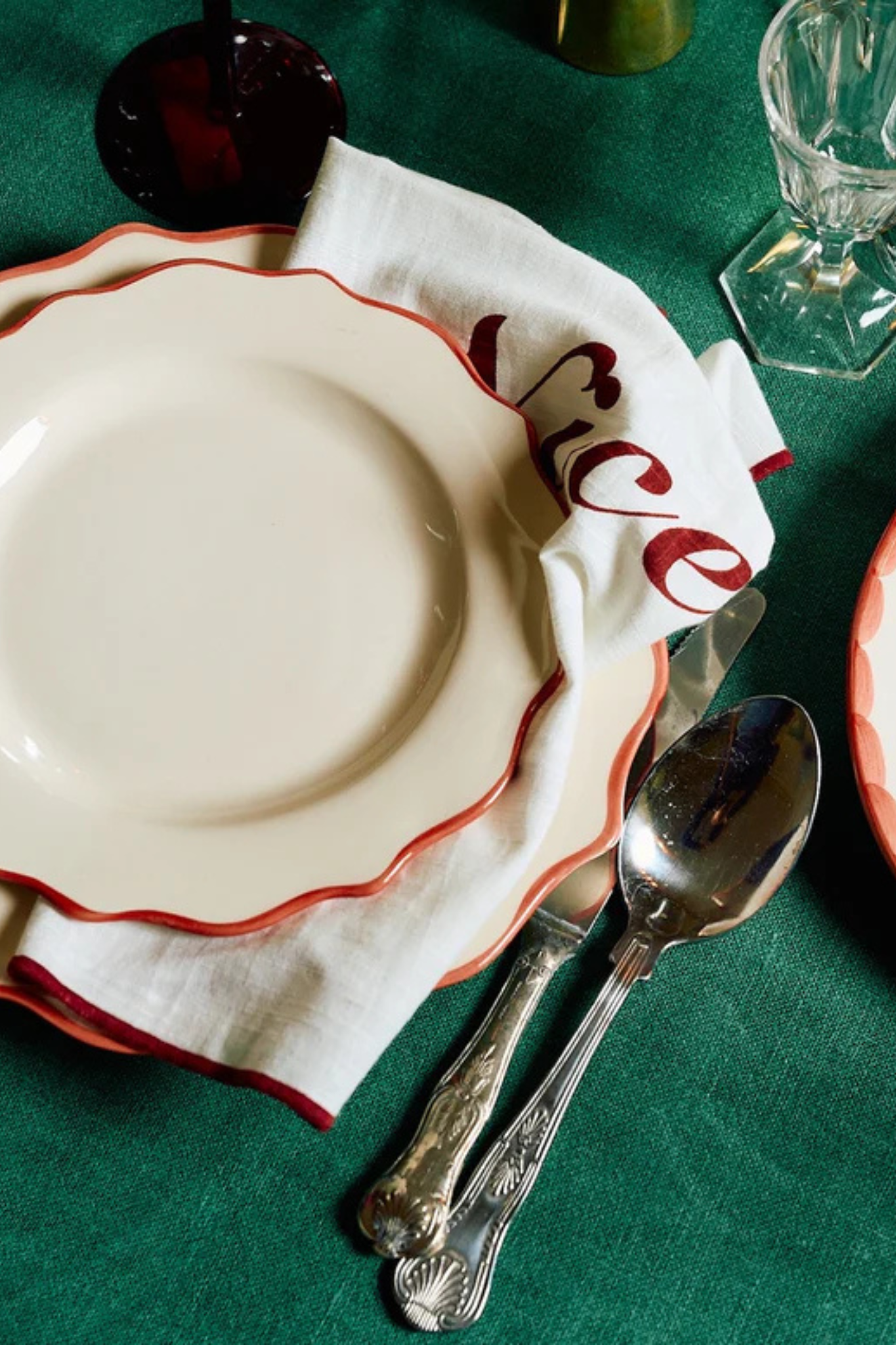 NAUGHTY&NICE NAPKIN SET OF 2.