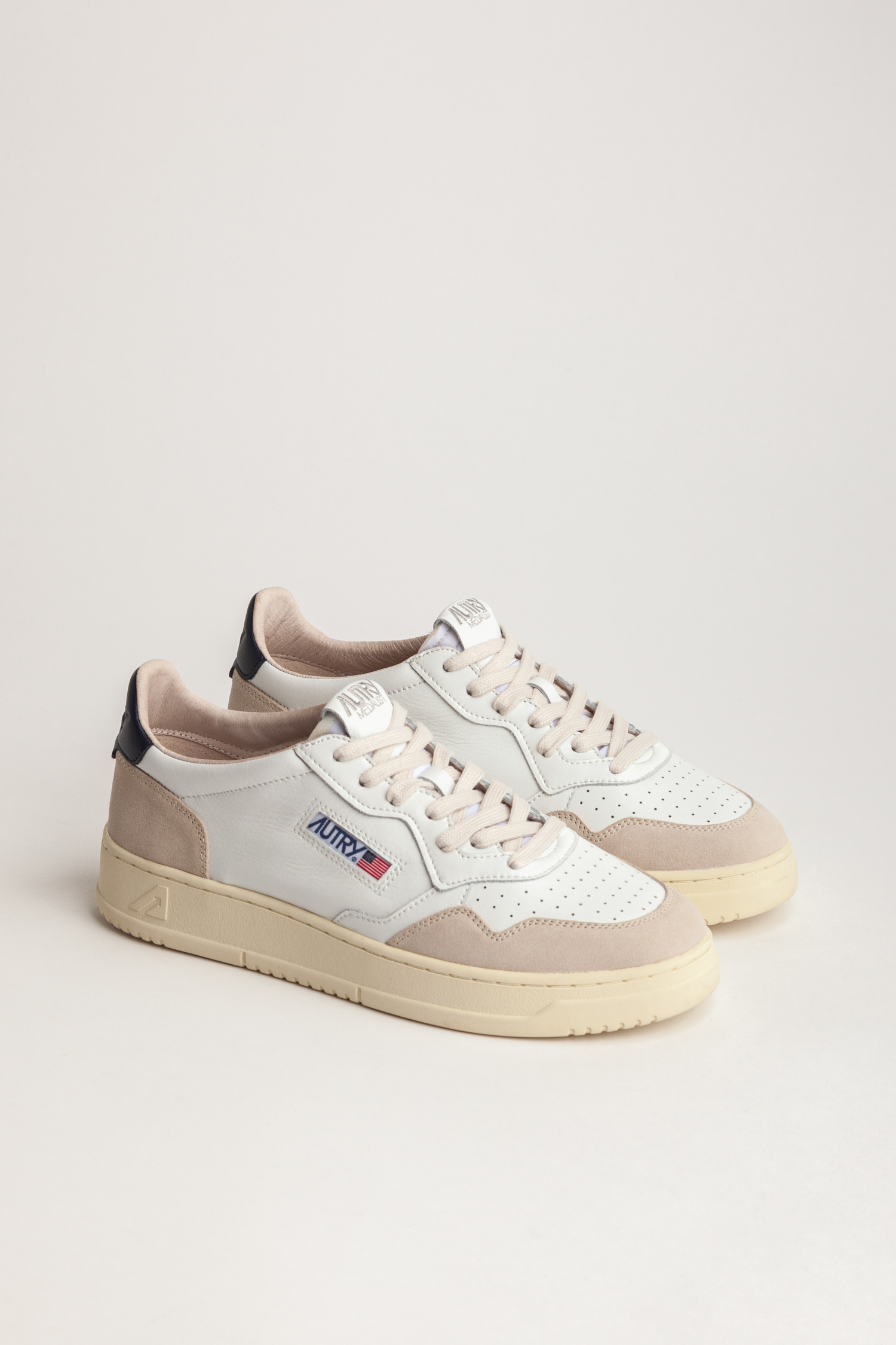 AULM-LS28 - MEDALIST LOW SNEAKERS IN SUEDE AND LEATHER WHITE AND BLUE