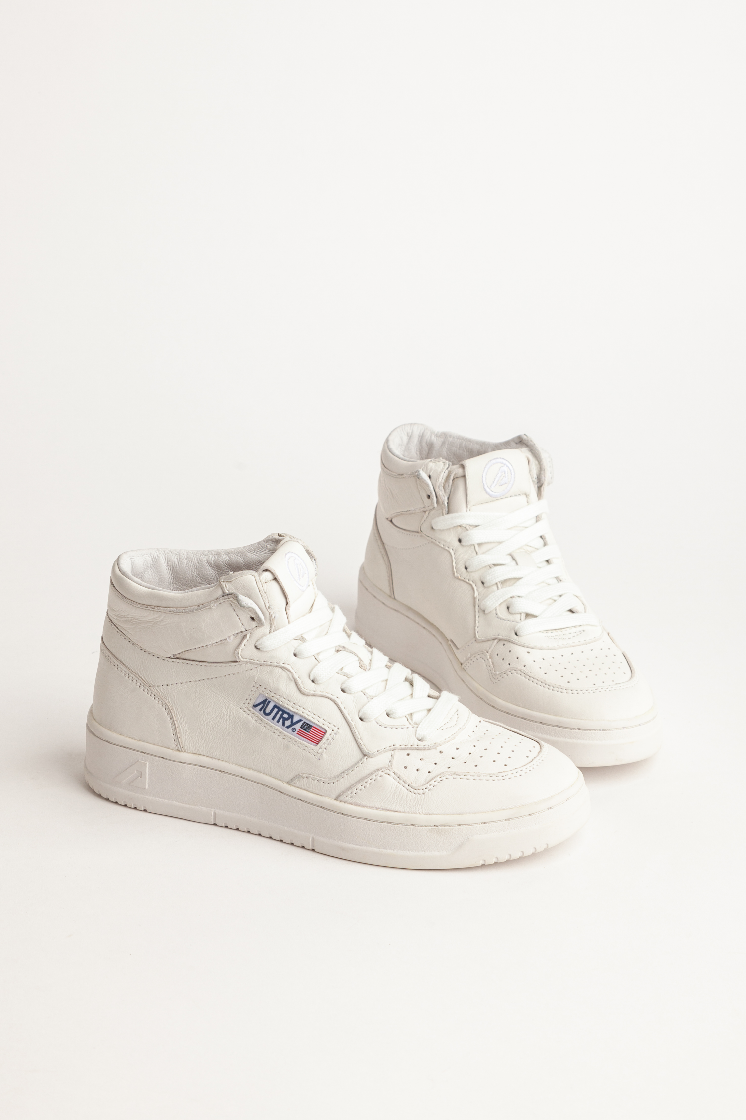 AUMW-SG10 - MEDALIST MID SNEAKERS IN SOFT GOATSKIN COLOR WHITE