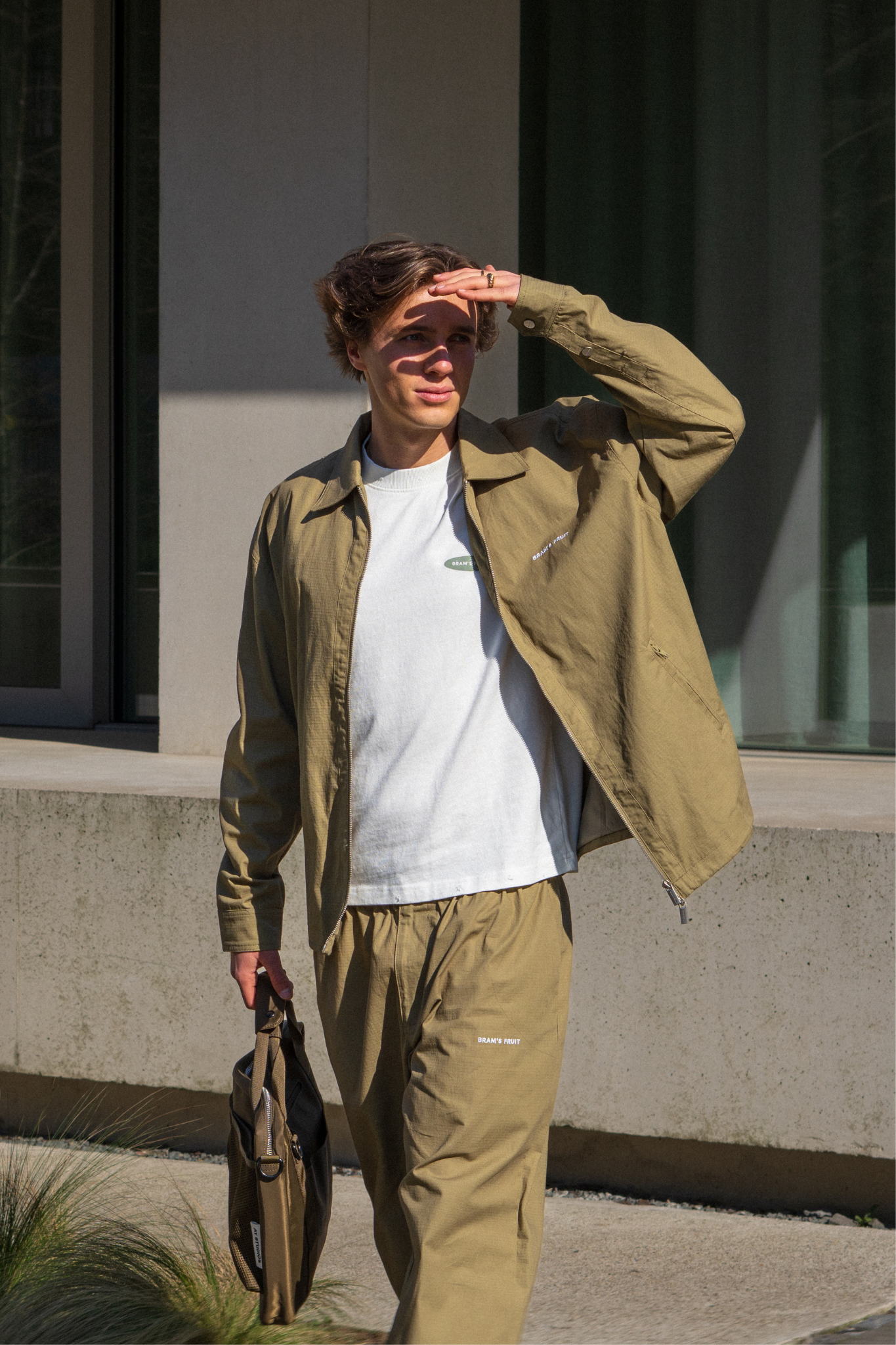 RIPSTOP TEXT LOGO JACKET - OLIVE GREEN