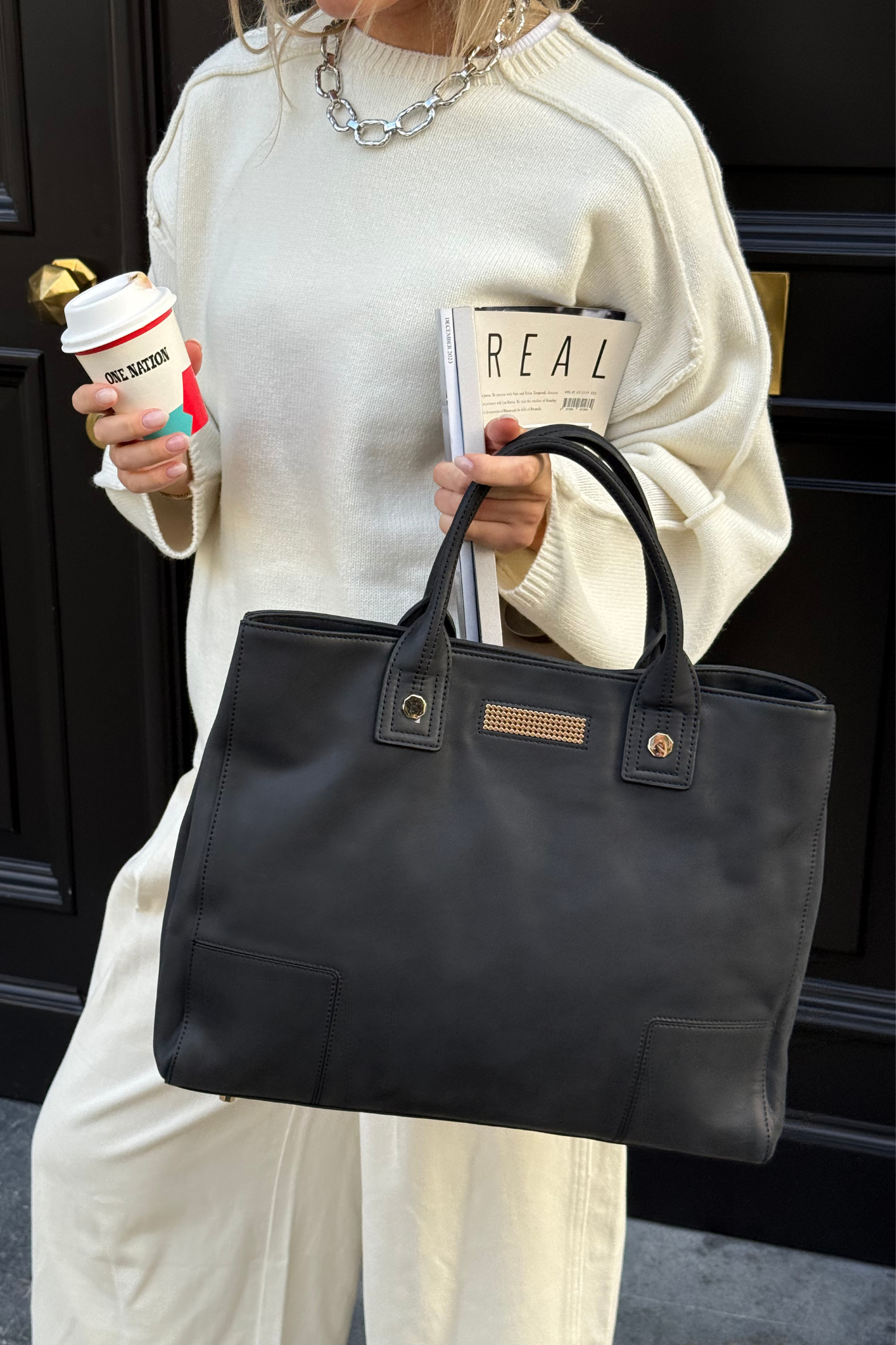CLIO CLASSIC BAG - BLACK GOLD