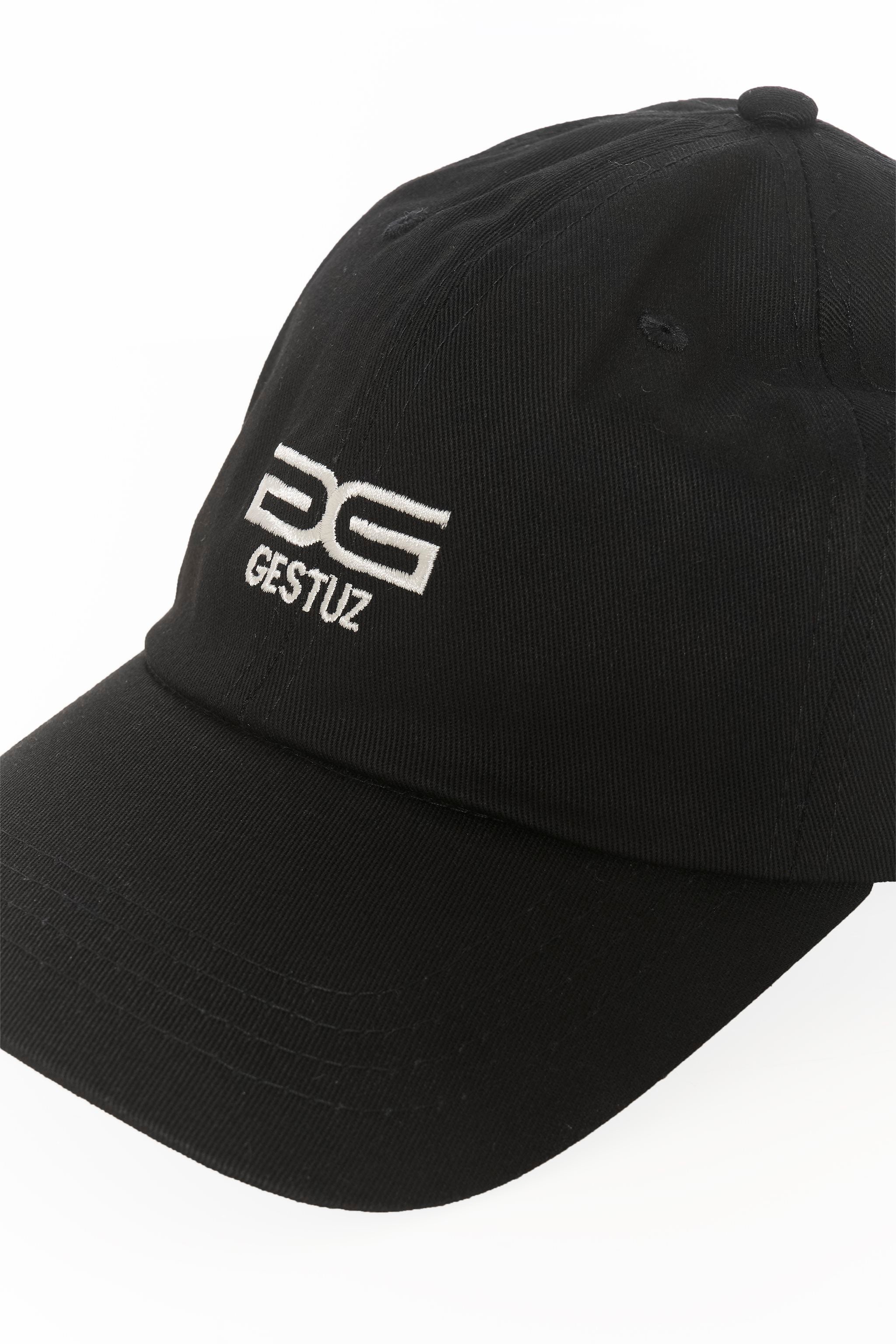 BAESYGZ CAP IN BLACK